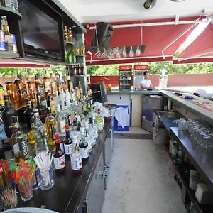 Swans 1 ** Marmaris
